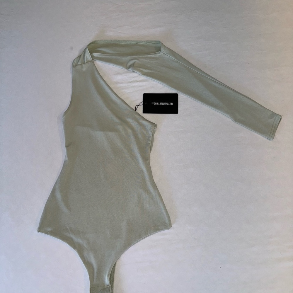 One-Shoulder Bodysuit in Light Sage